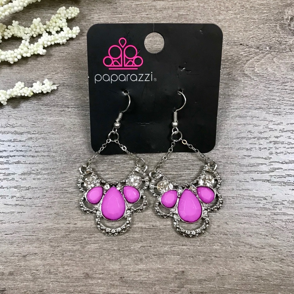 50% Off Sale! PAPARAZZI • Royalty Purple Earrings